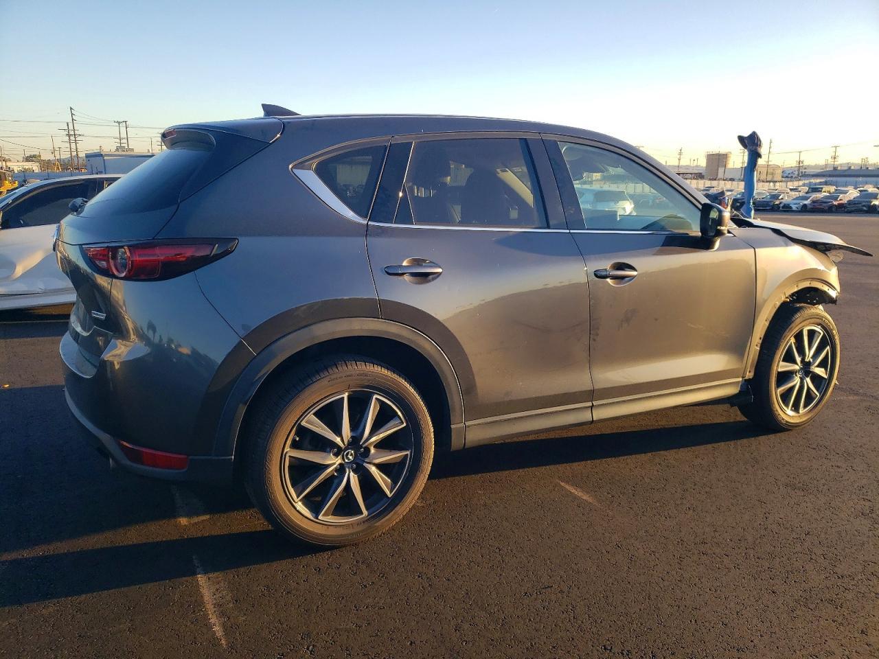 2017 MAZDA CX-5