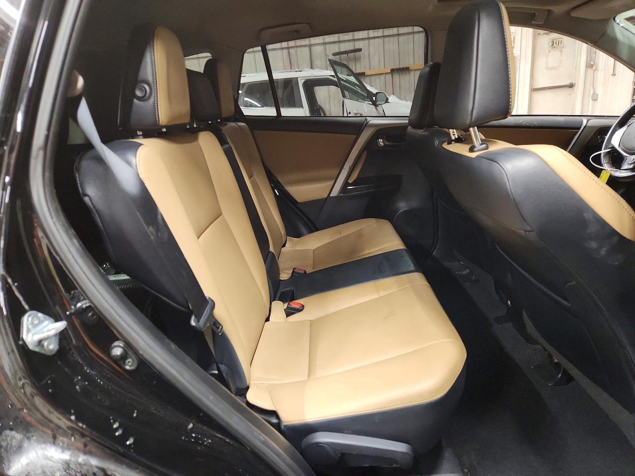 2016 TOYOTA RAV4