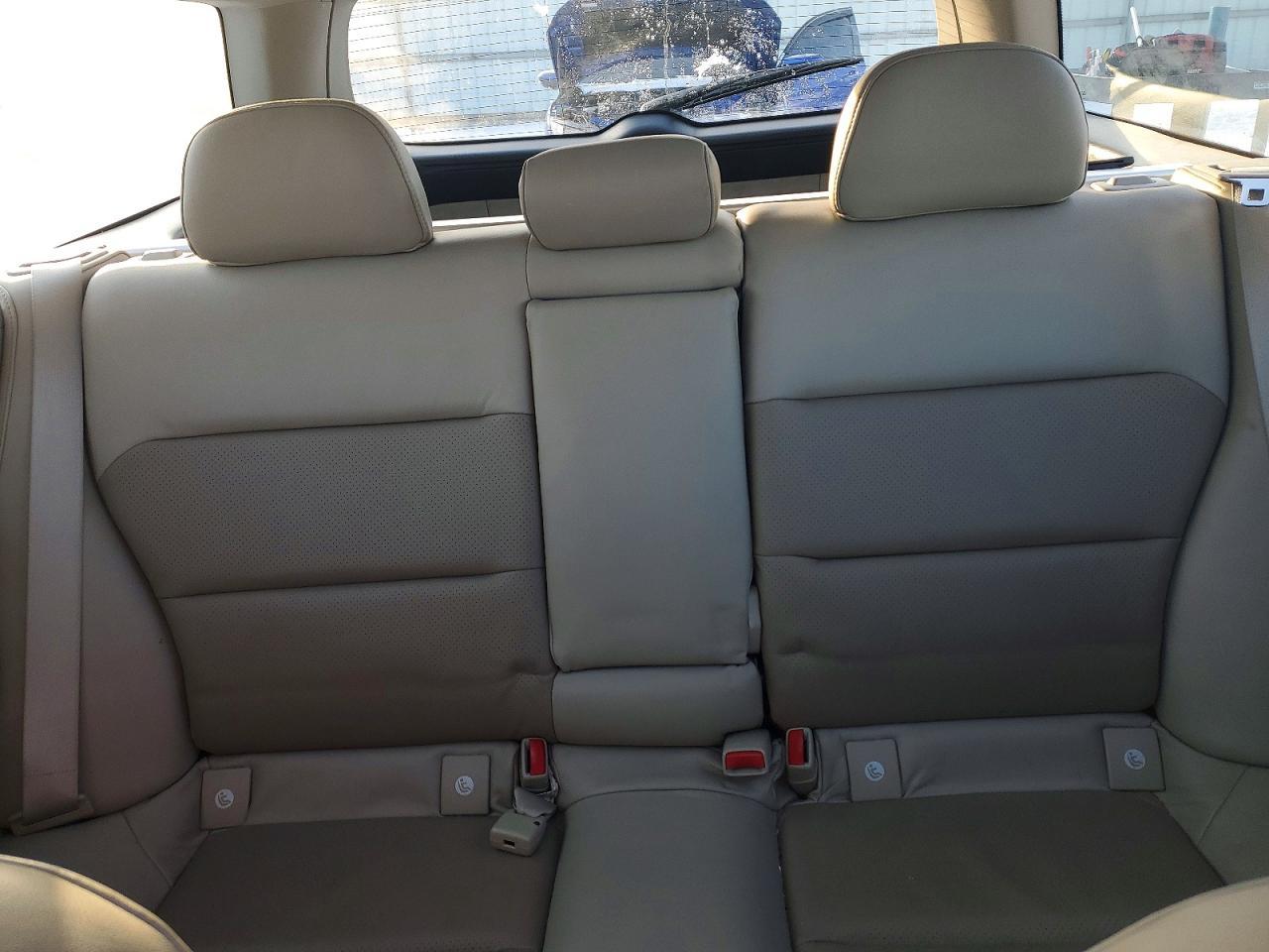 2006 SUBARU Outback