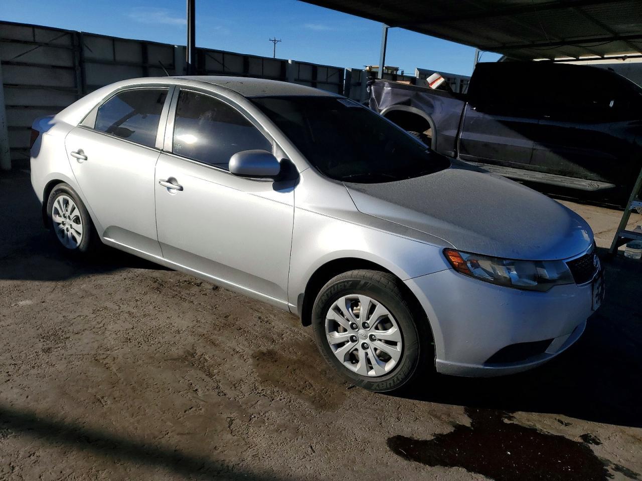 2013 KIA FORTE
