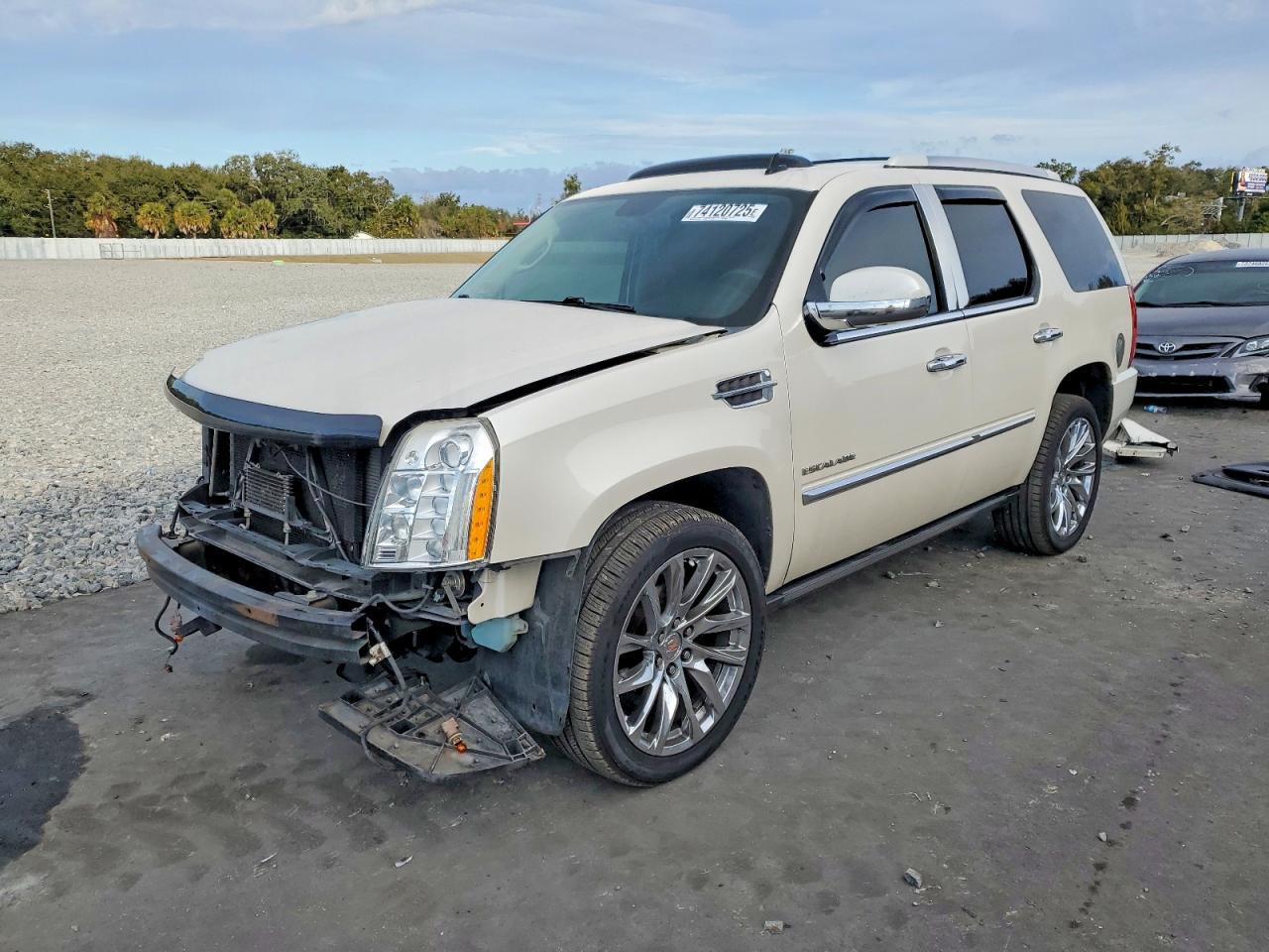 2012 CADILLAC ESCALADE