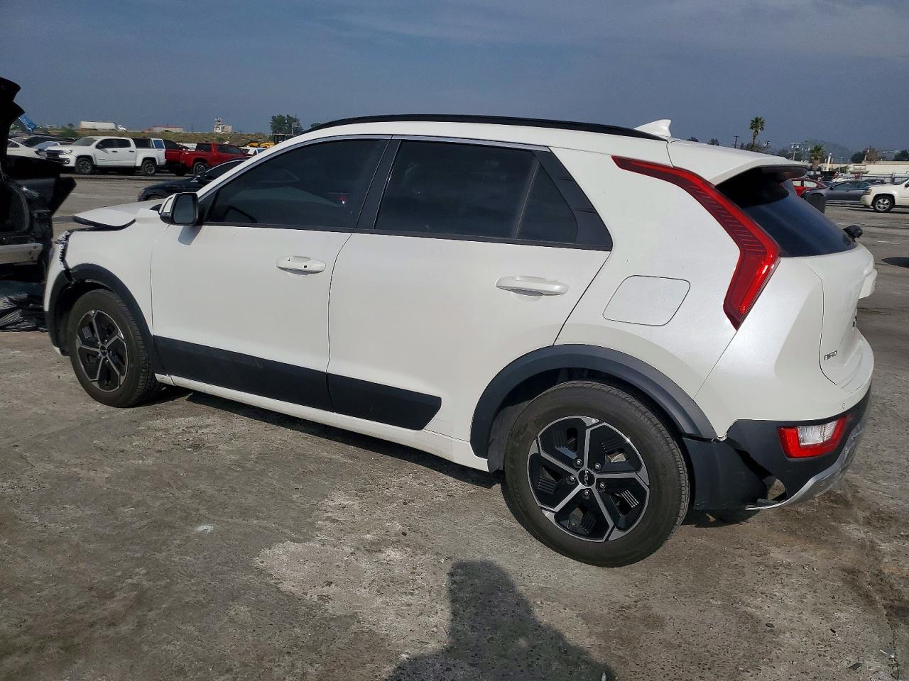 2023 KIA Niro