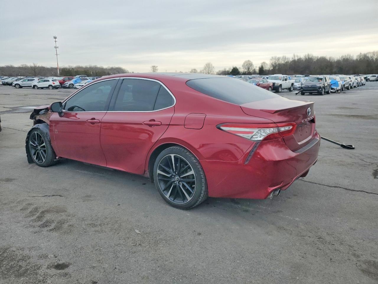 2018 TOYOTA CAMRY