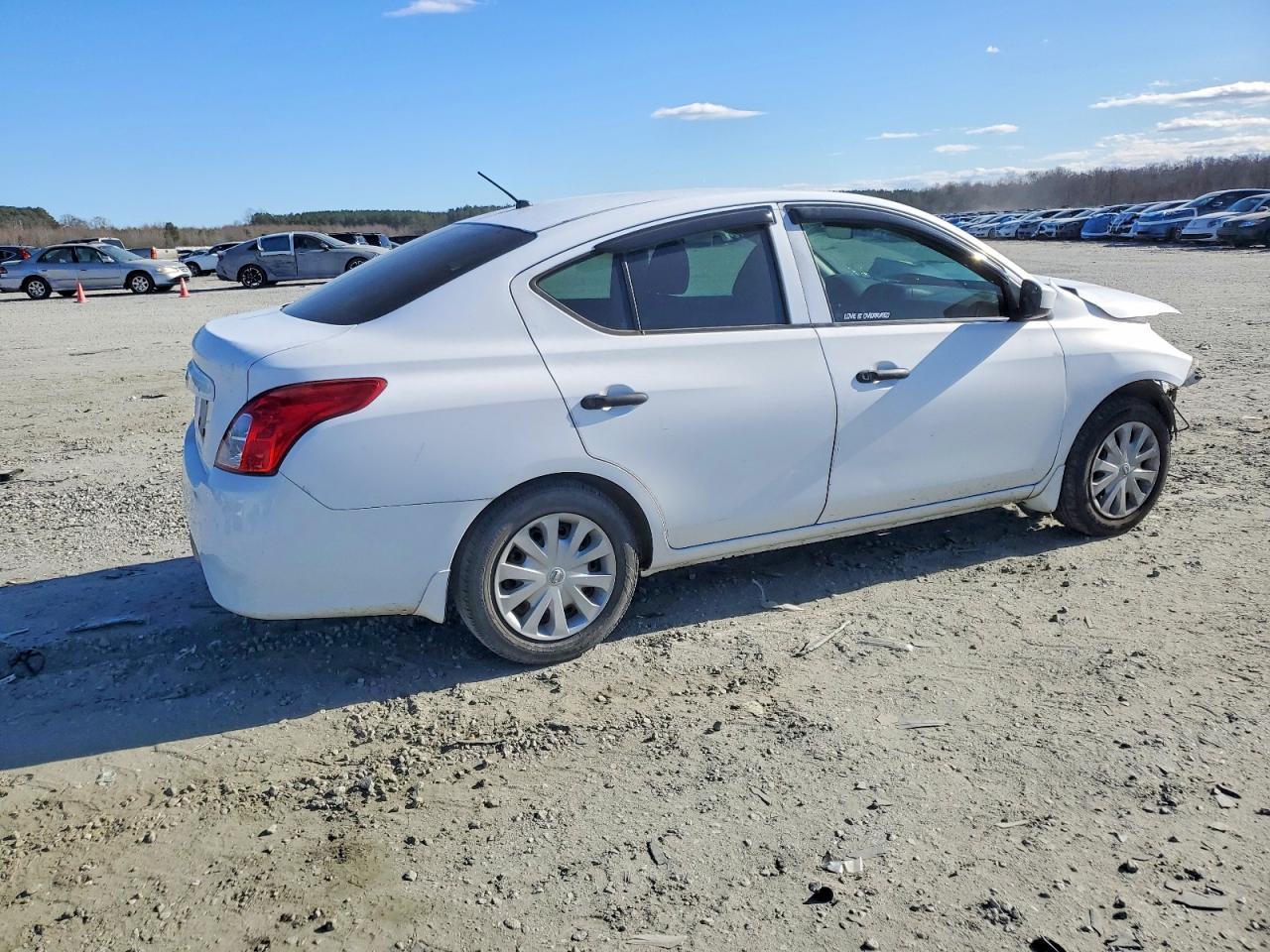 2018 NISSAN VERSA
