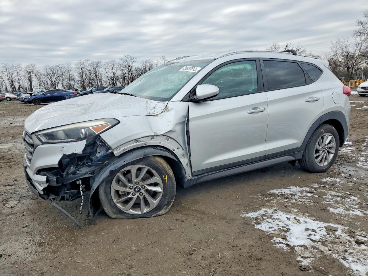 2016 HYUNDAI TUCSON