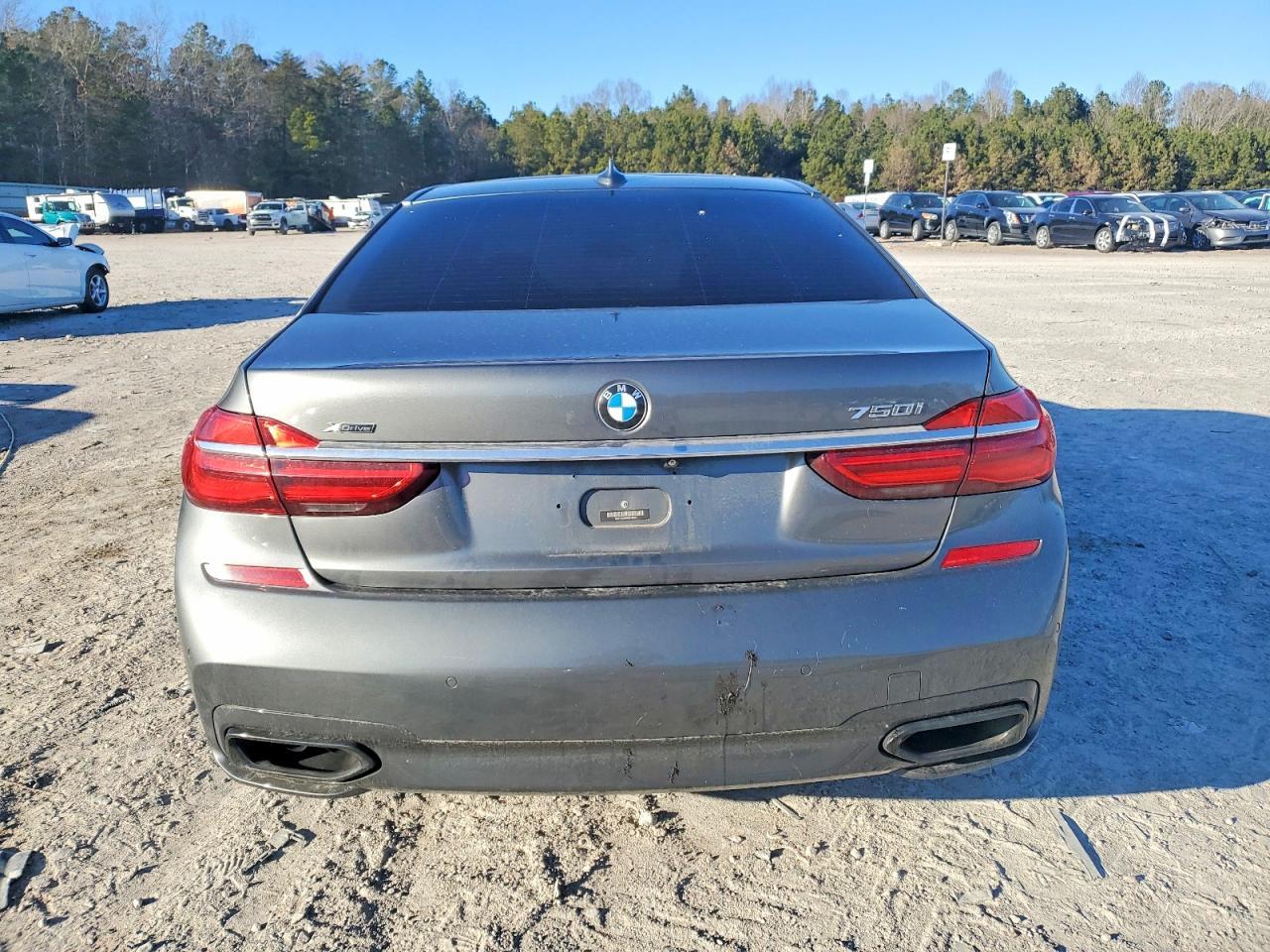 2016 BMW 7 series