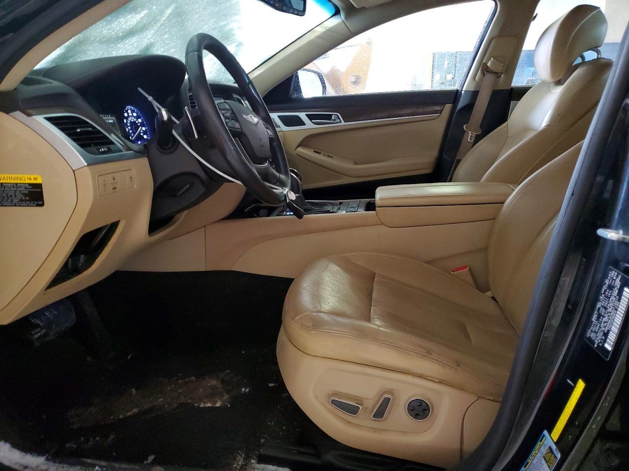 2016 HYUNDAI GENESIS