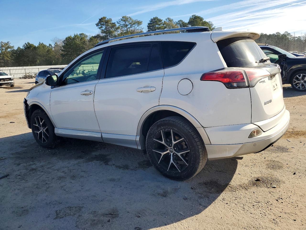 2016 TOYOTA RAV4