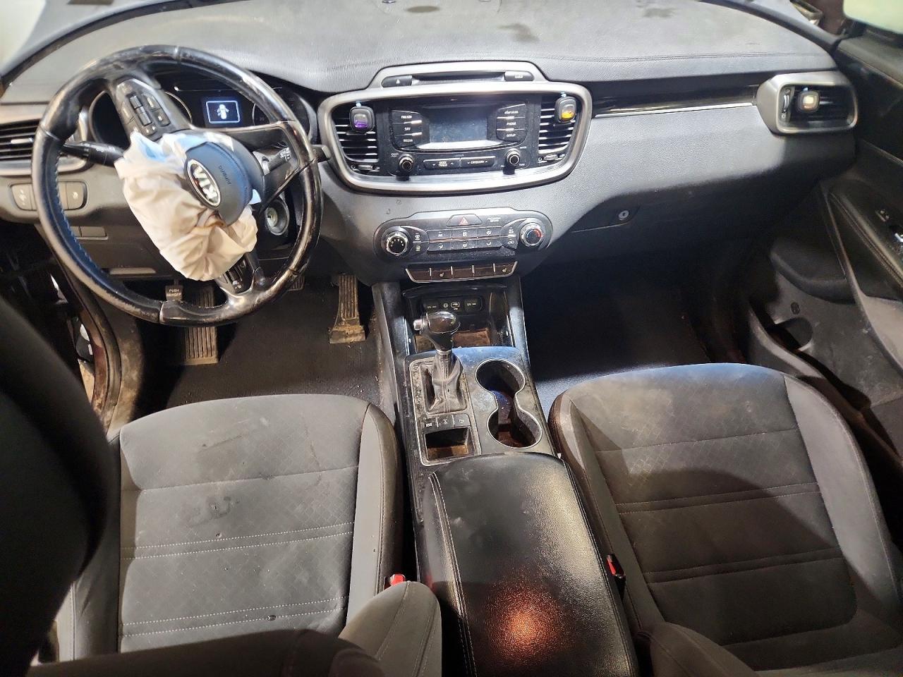 2016 KIA SORENTO