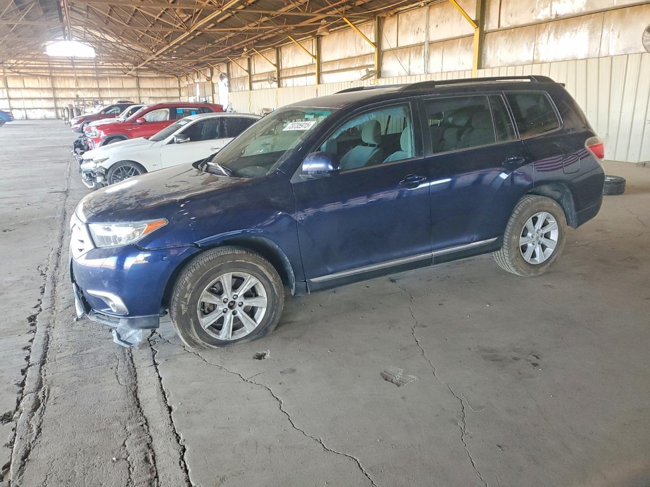 2012 TOYOTA HIGHLANDER