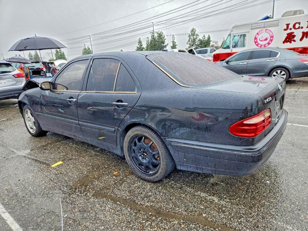 2001 MERCEDES-BENZ E-Class