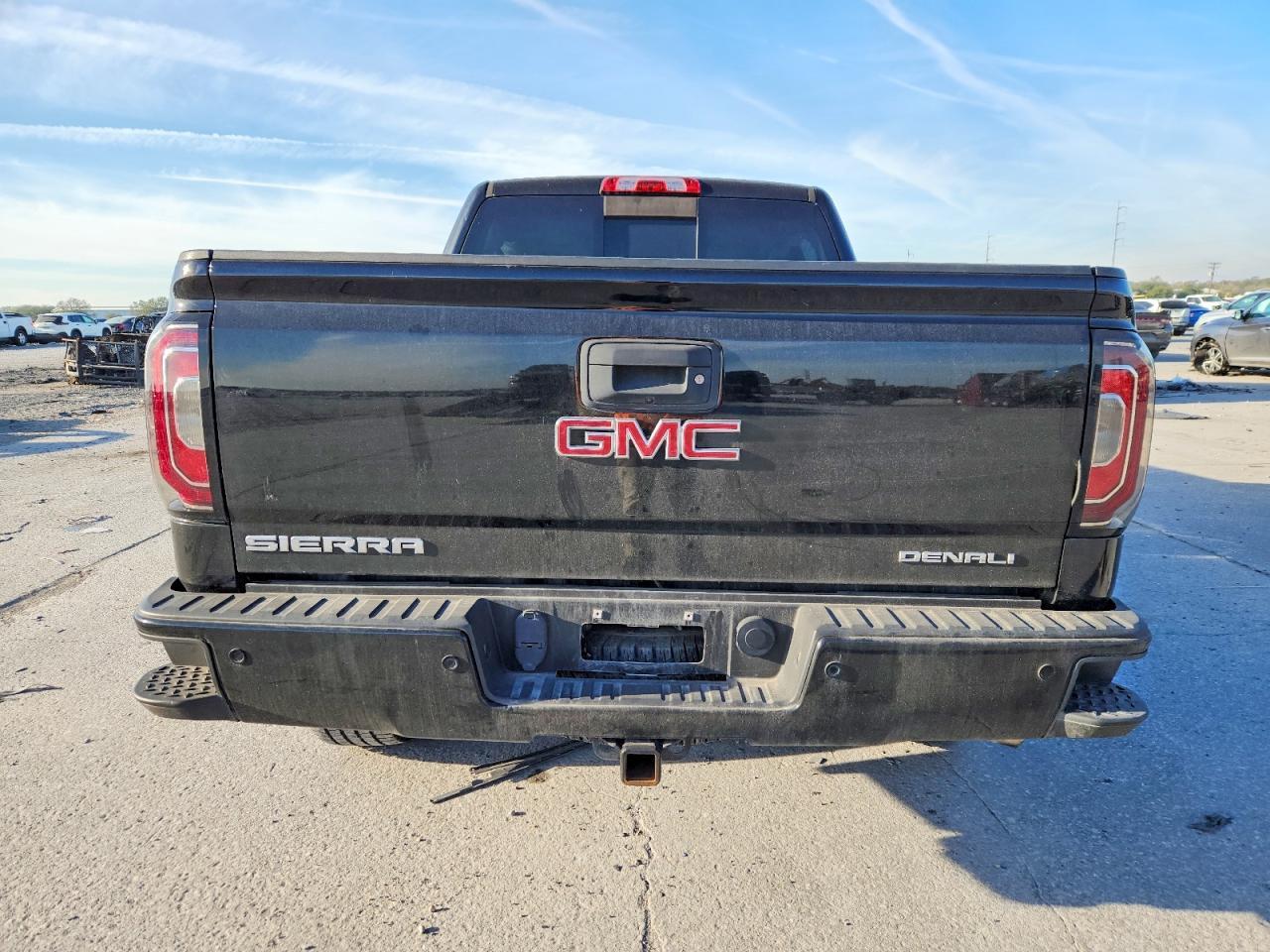 2016 GMC Sierra