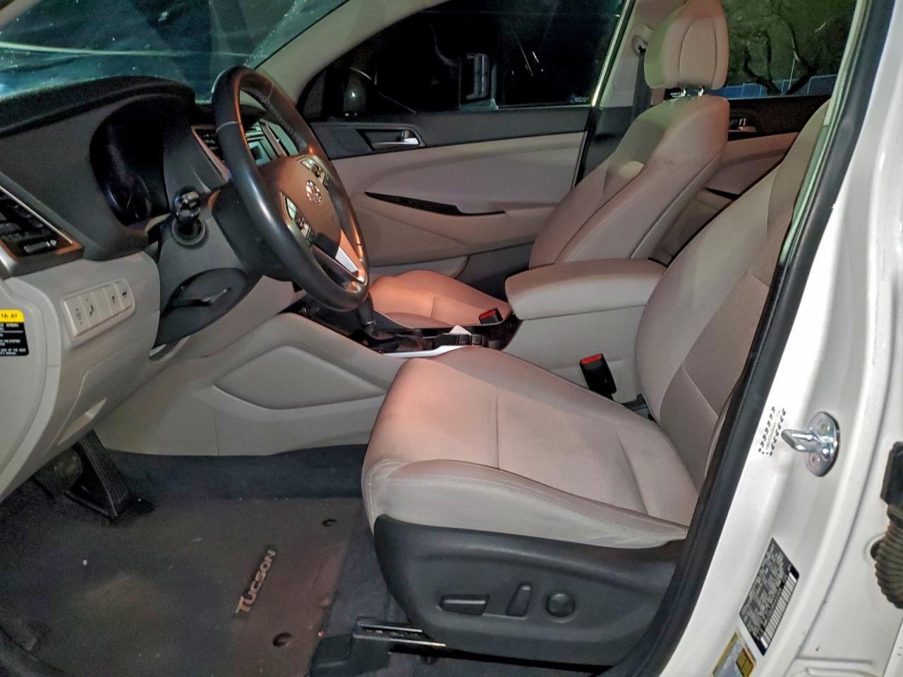 2017 HYUNDAI TUCSON