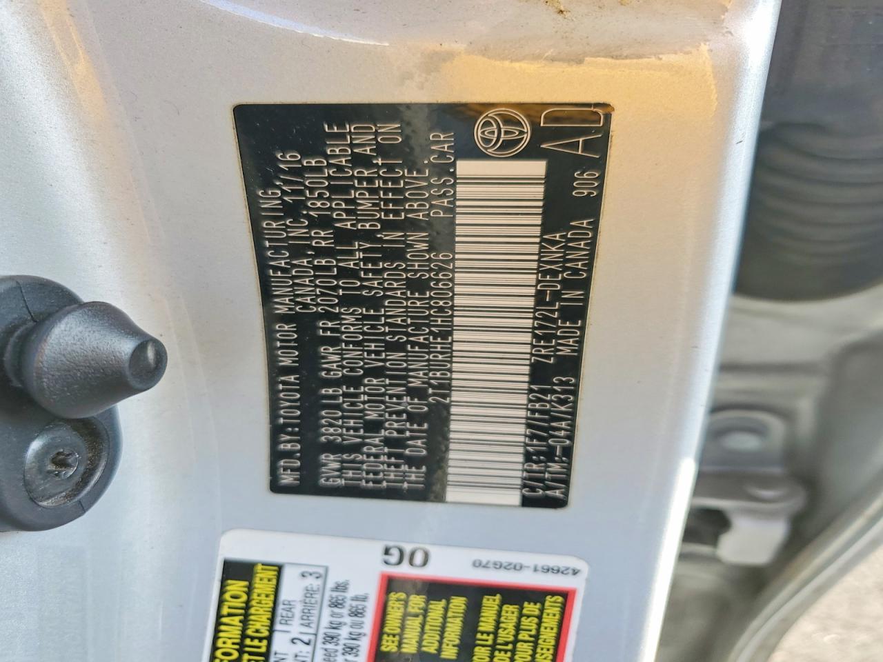 2017 TOYOTA COROLLA
