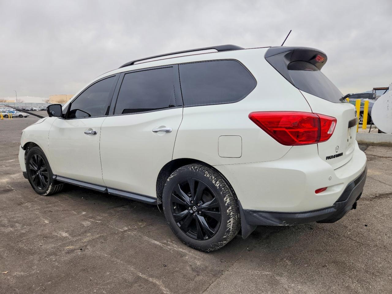 2018 NISSAN PATHFINDER