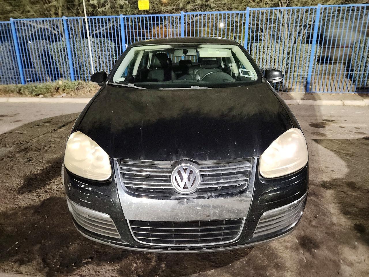 2010 VOLKSWAGEN JETTA