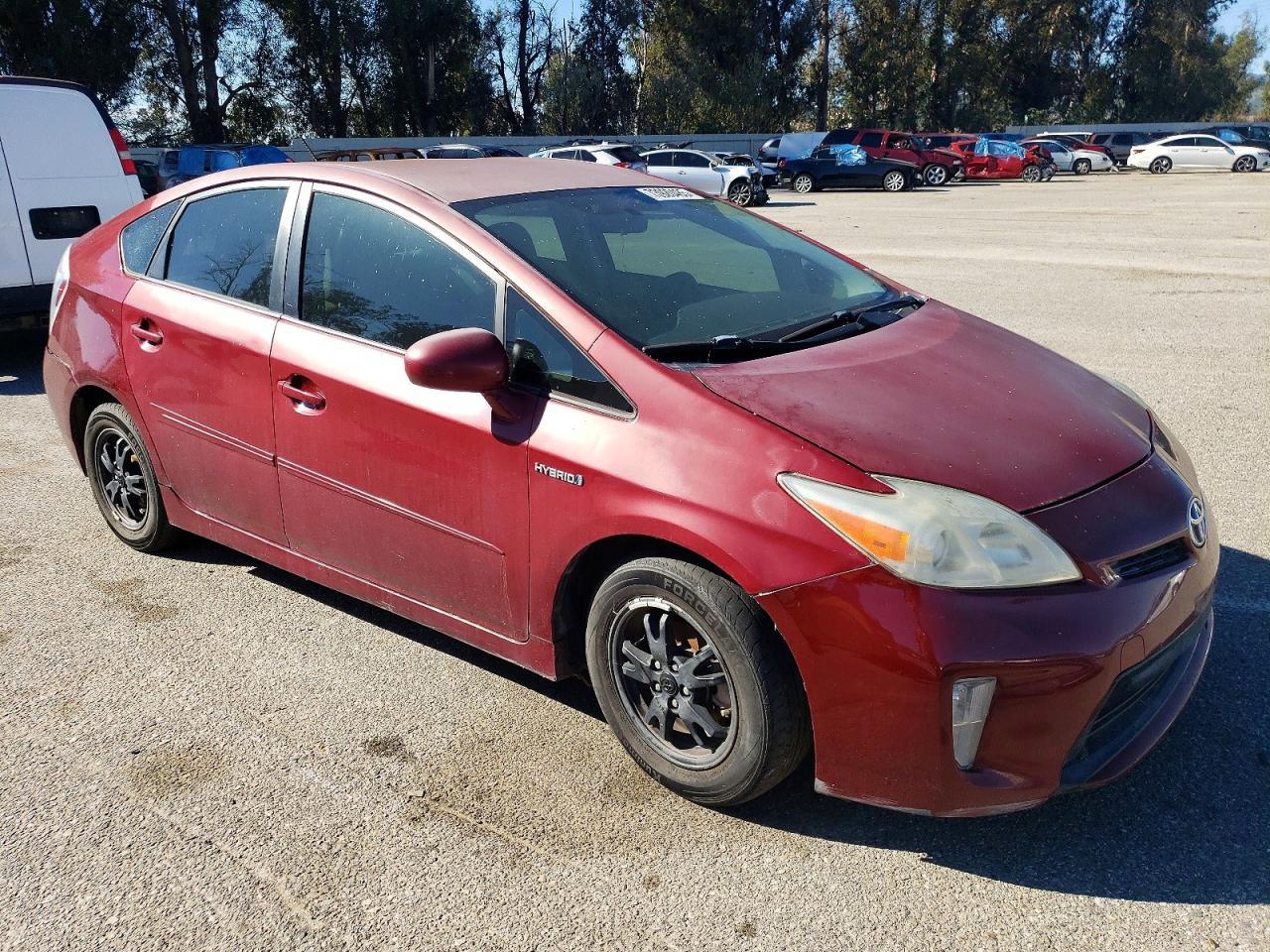 2015 TOYOTA PRIUS