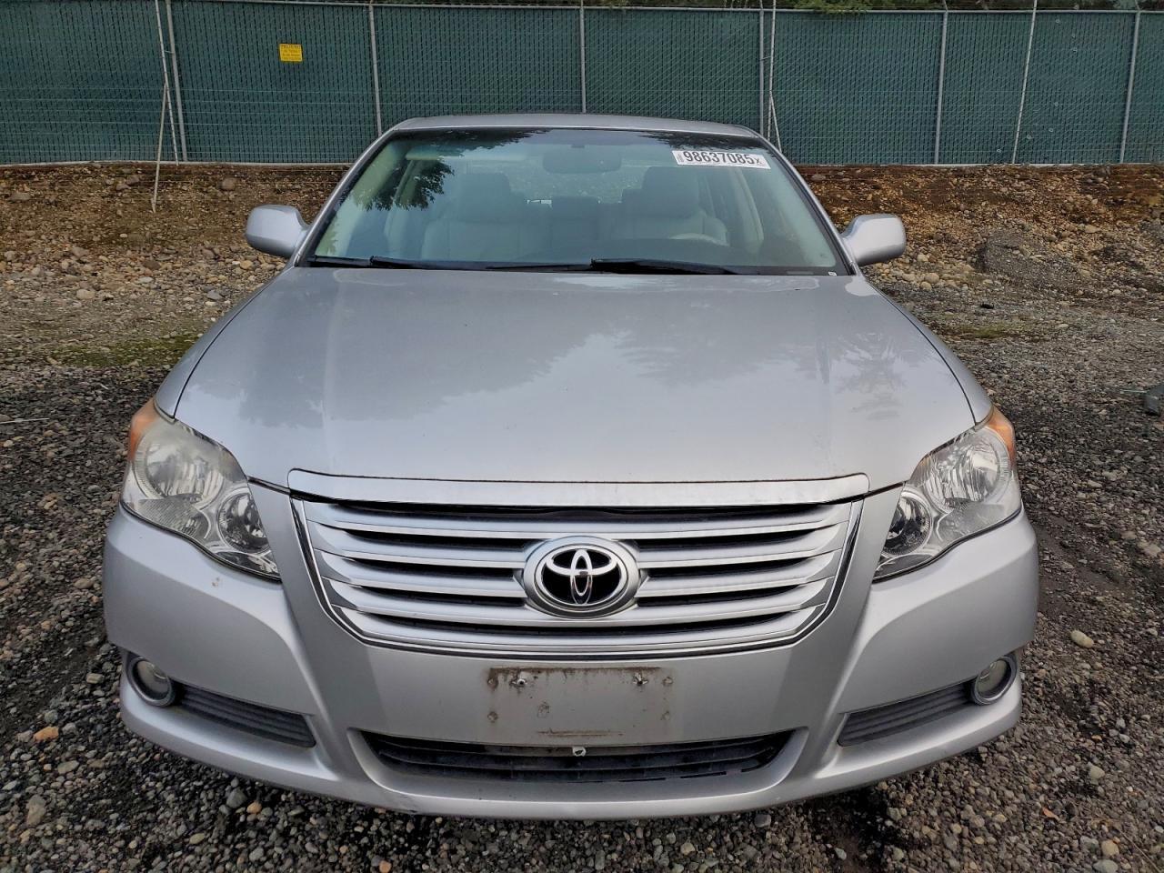 2008 TOYOTA Avalon