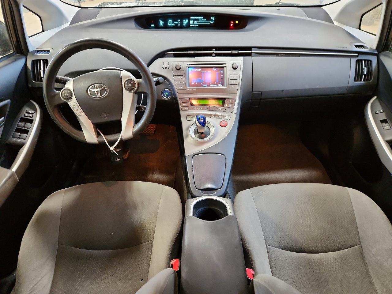 2013 TOYOTA PRIUS