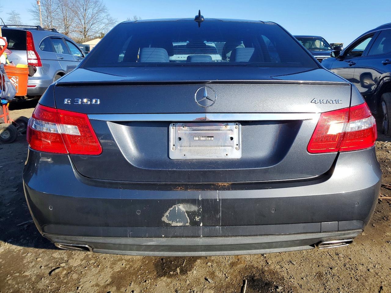 2011 MERCEDES-BENZ E-Class