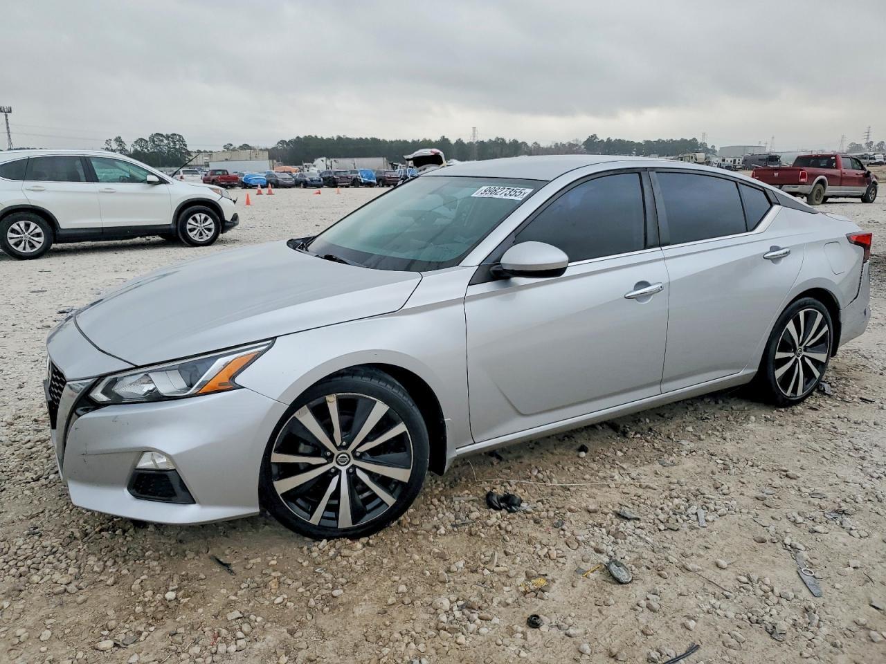 2019 NISSAN ALTIMA
