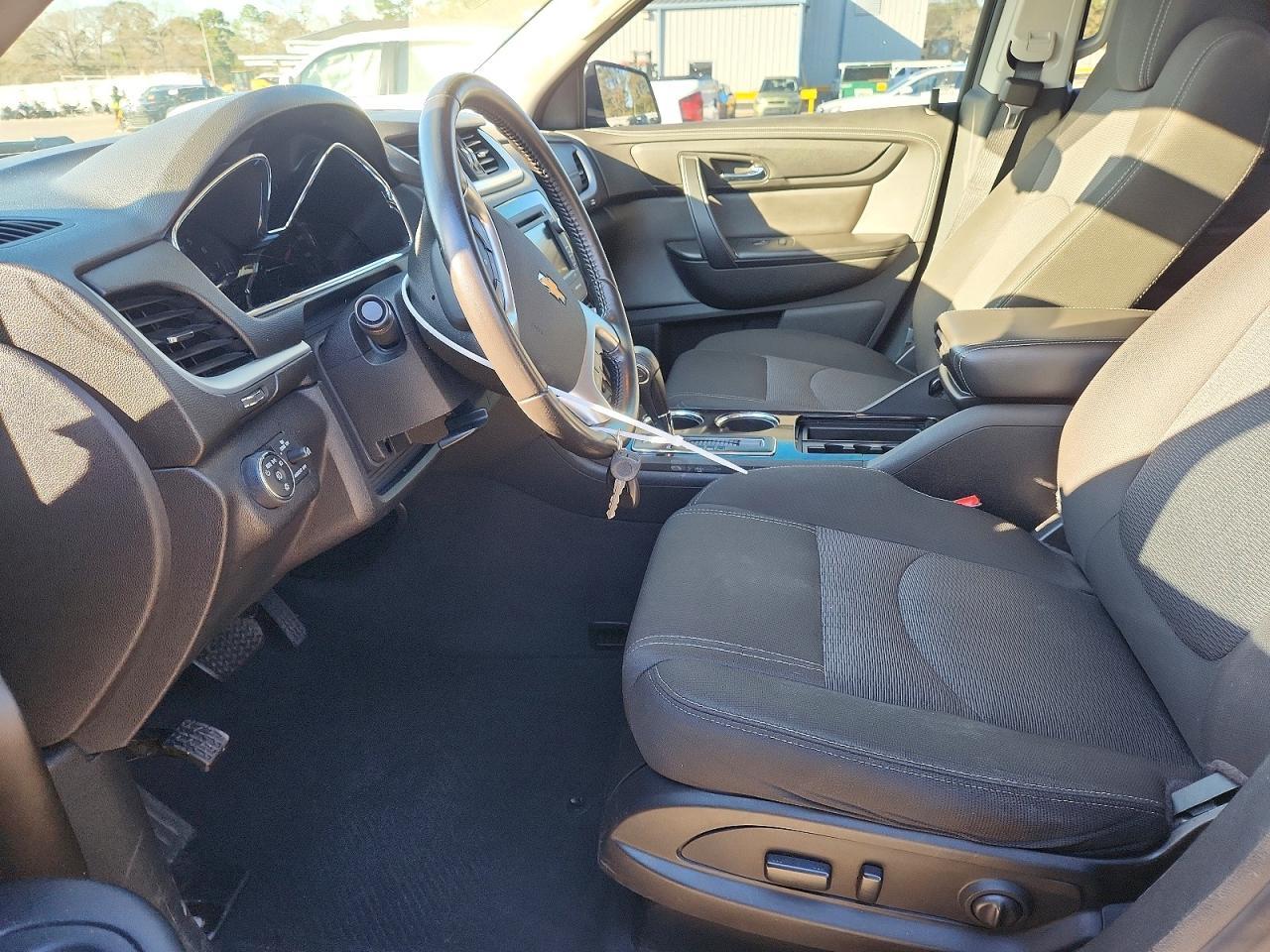 2017 CHEVROLET TRAVERSE