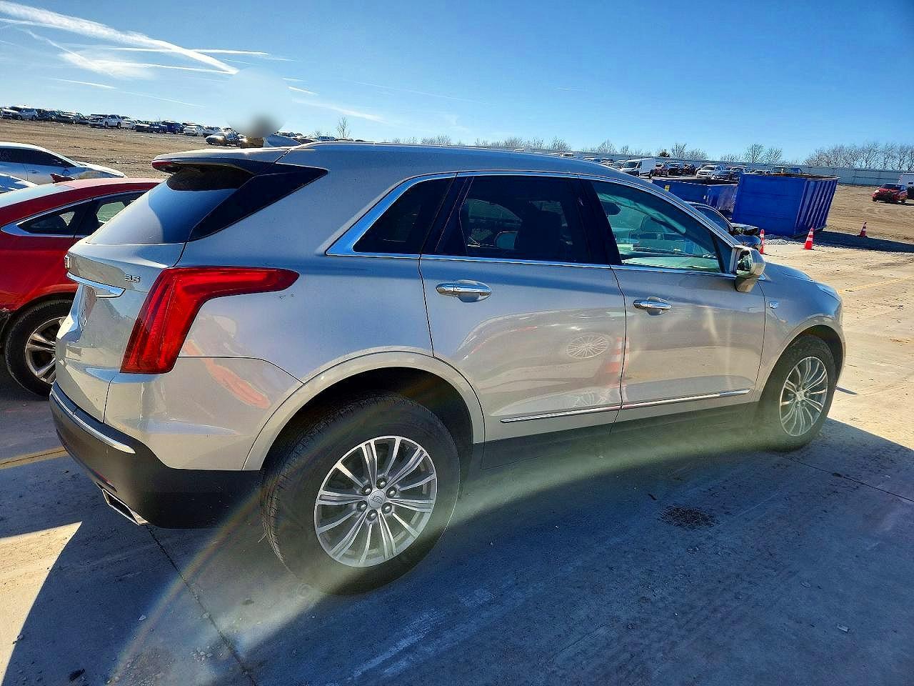 2017 CADILLAC XT5