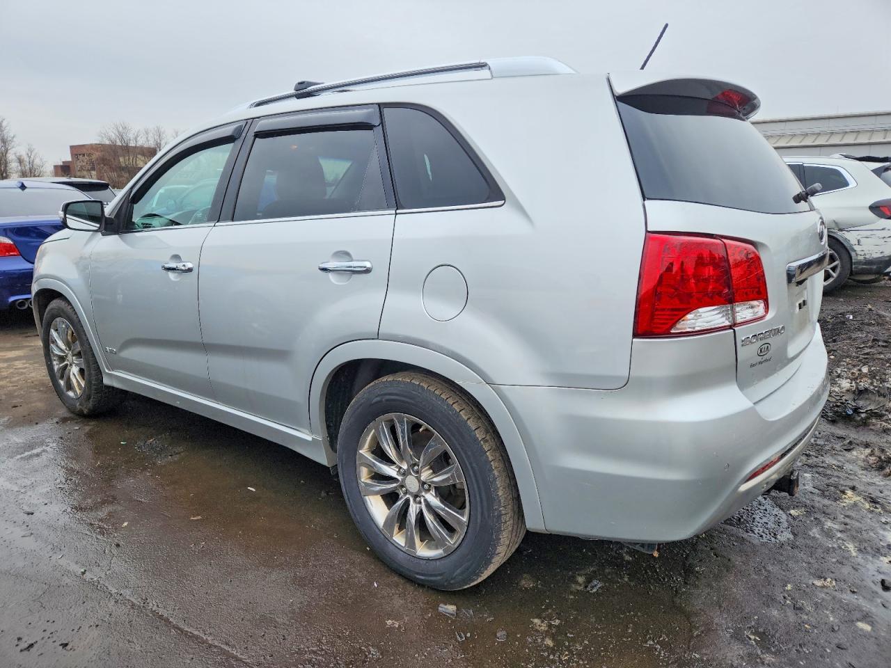 2013 KIA SORENTO