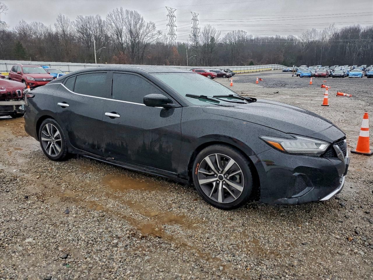2019 NISSAN Maxima