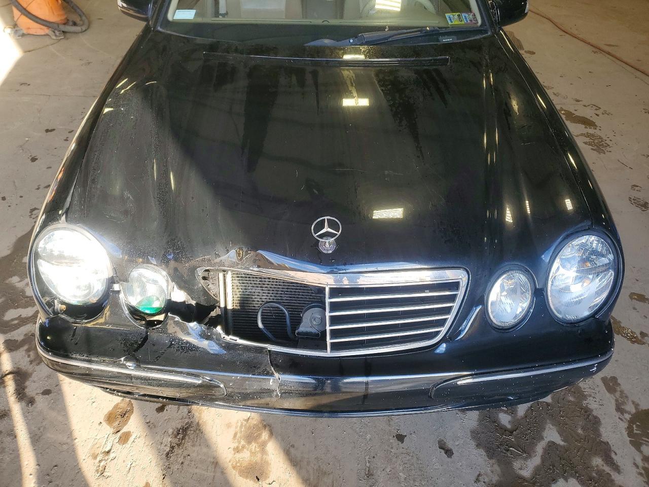 2002 MERCEDES-BENZ E-Class