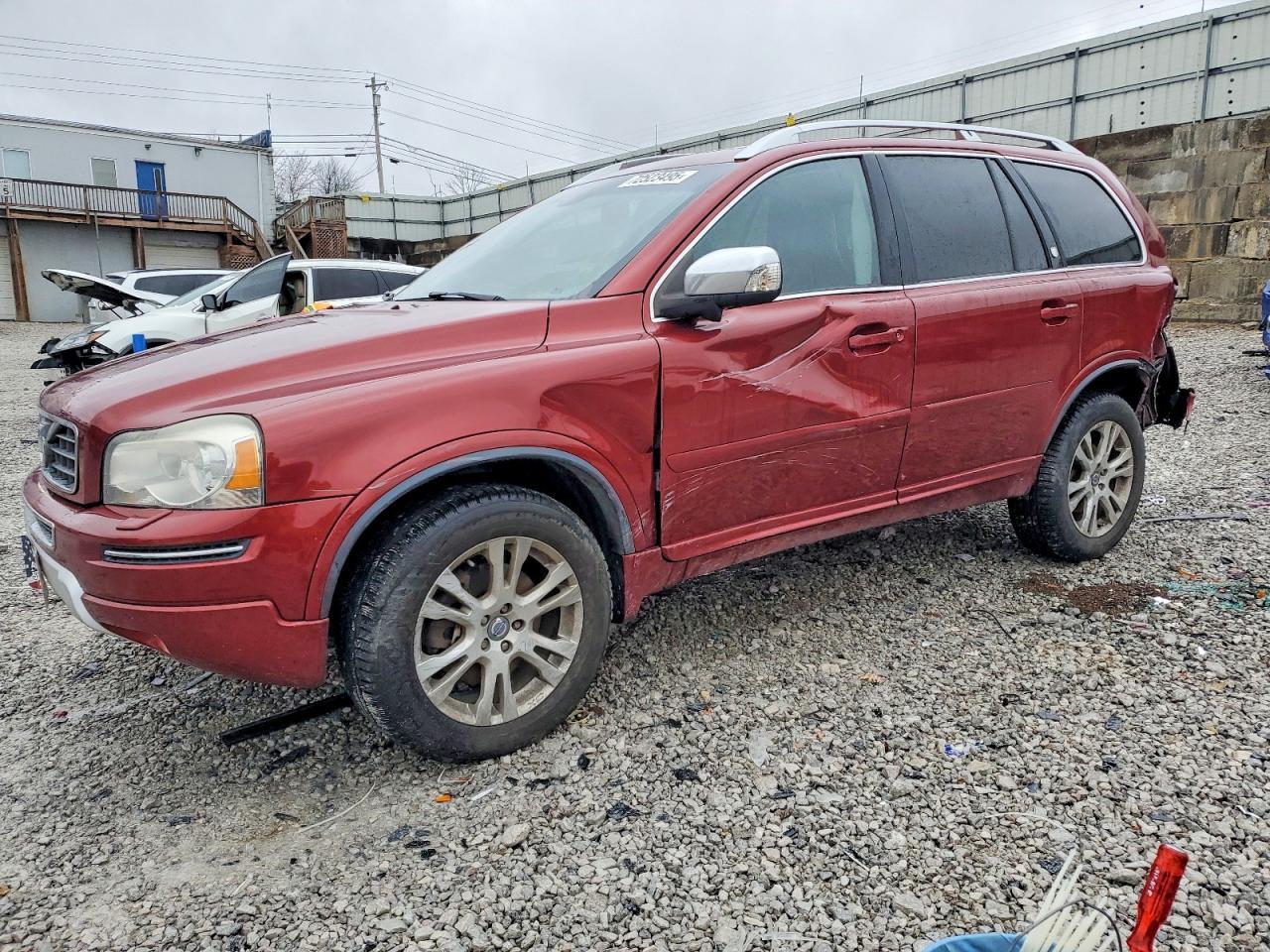 2013 VOLVO XC90