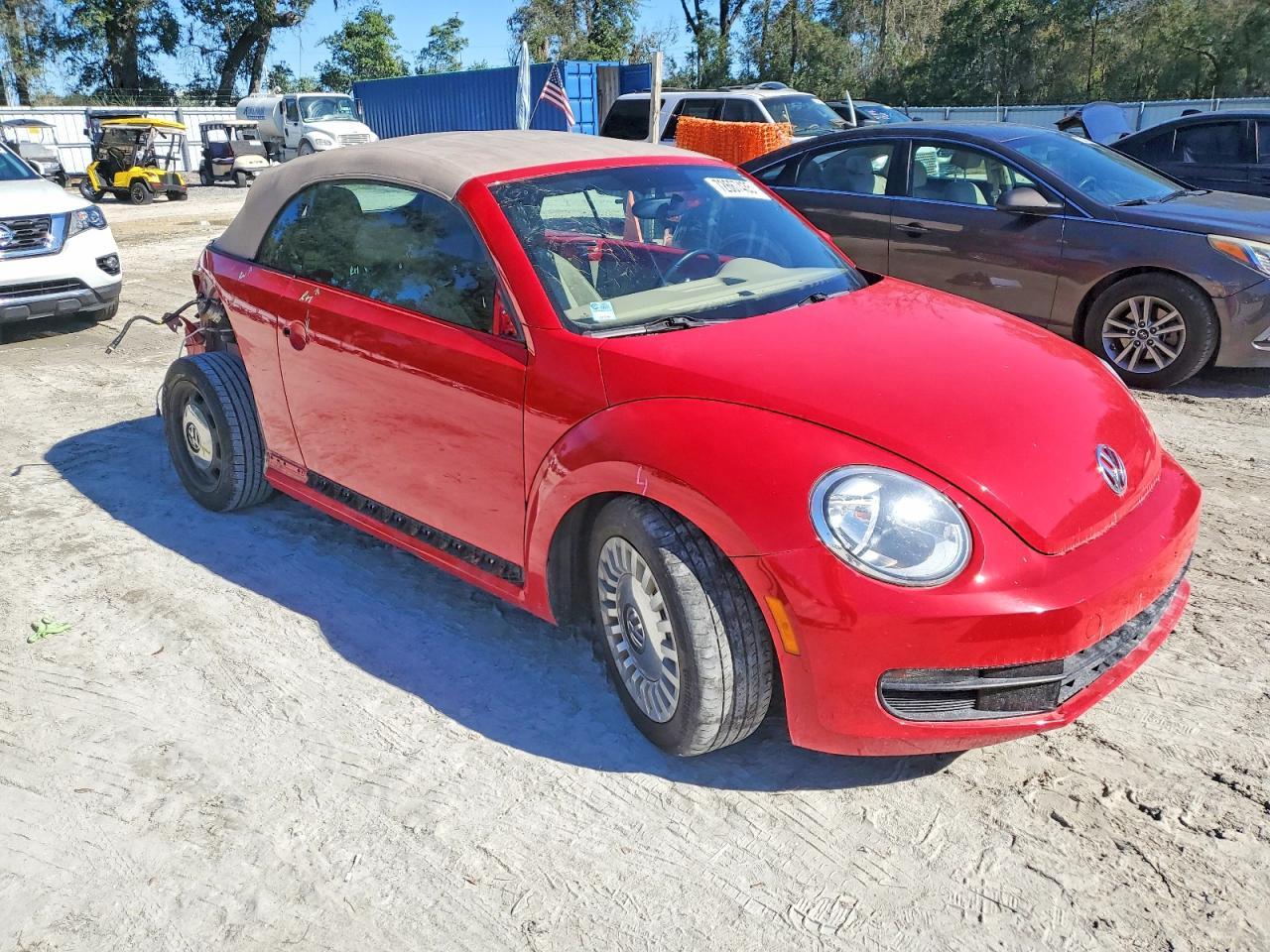 2015 VOLKSWAGEN Beetle