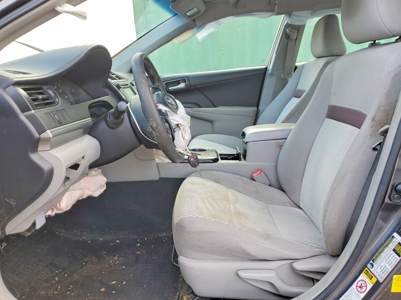 2013 TOYOTA CAMRY