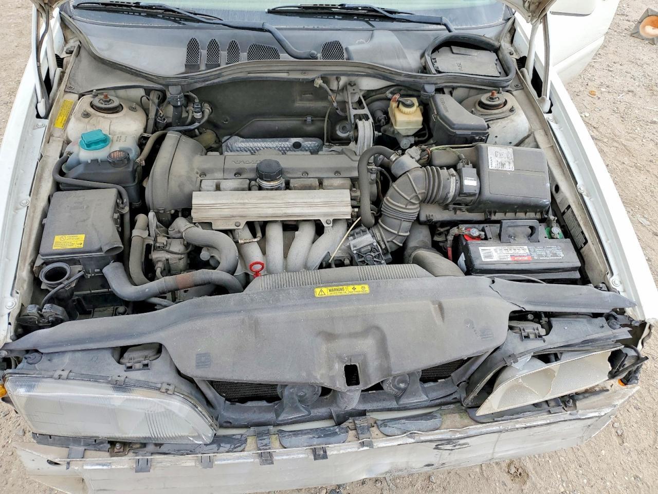 1999 VOLVO S70