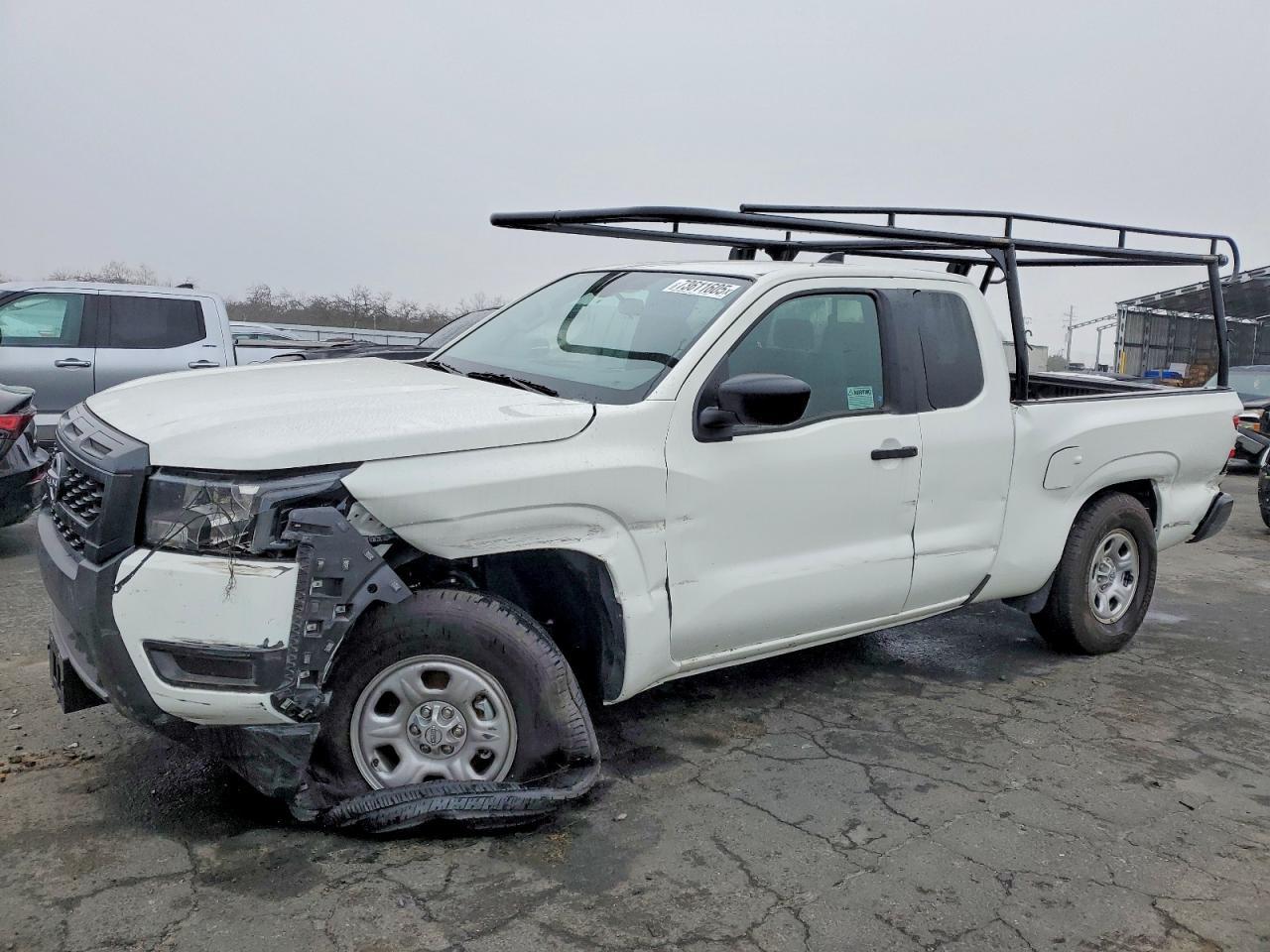 2025 NISSAN Frontier