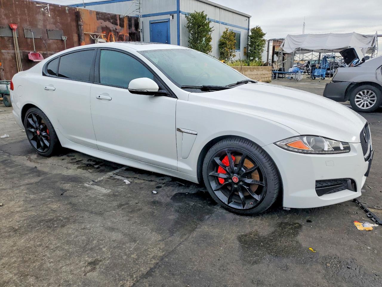2015 JAGUAR XF