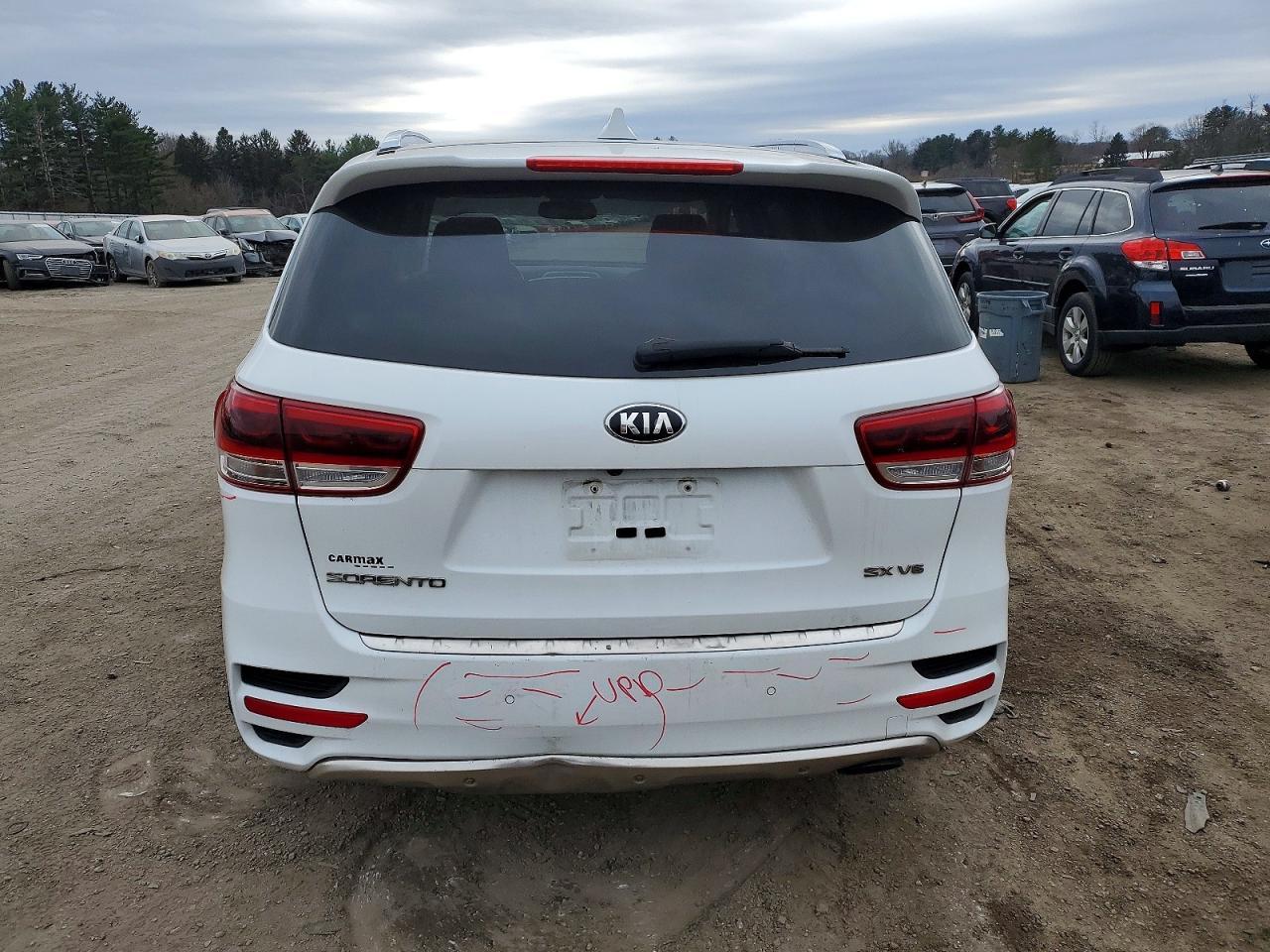 2016 KIA SORENTO