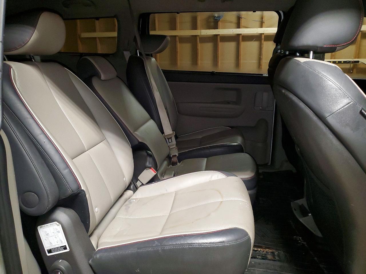 2017 KIA SEDONA