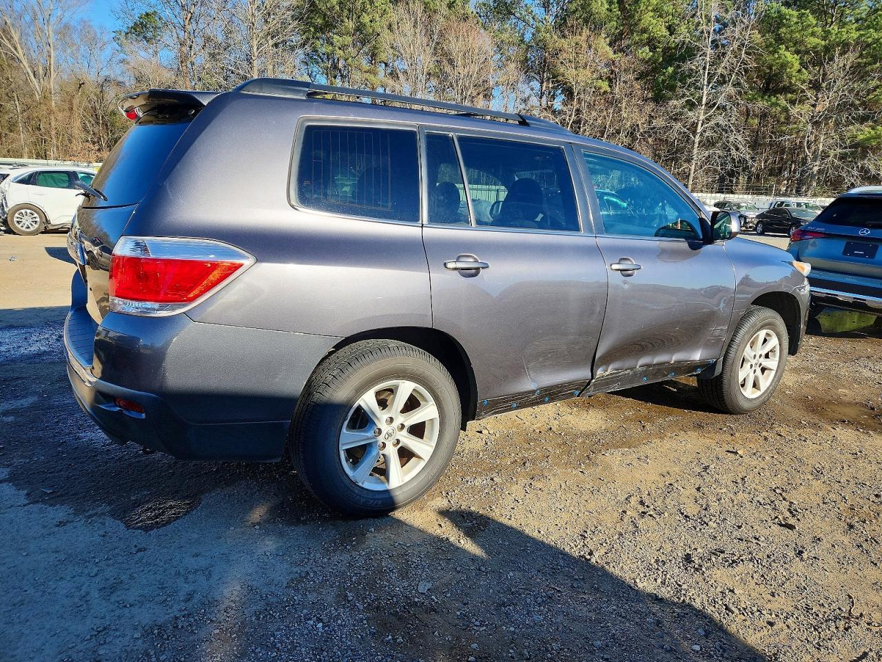 2013 TOYOTA HIGHLANDER