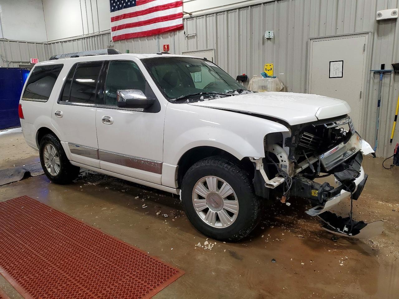 2010 LINCOLN Navigator