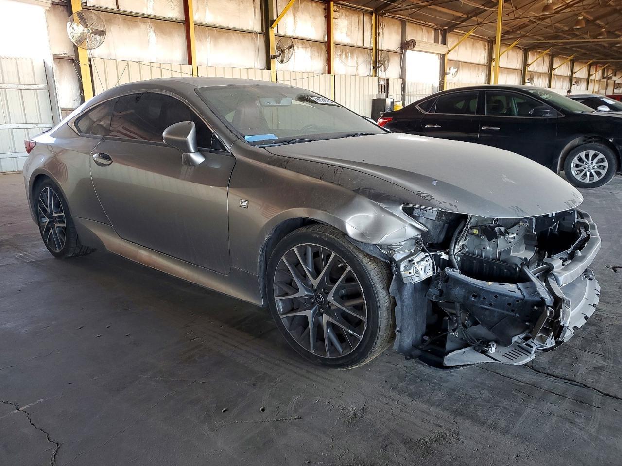 2017 LEXUS RC 200t