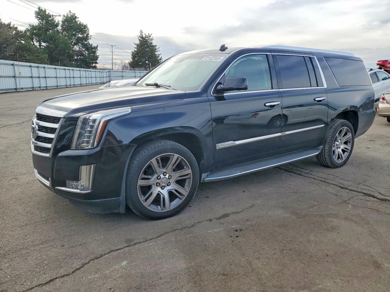 2015 CADILLAC Escalade ESV