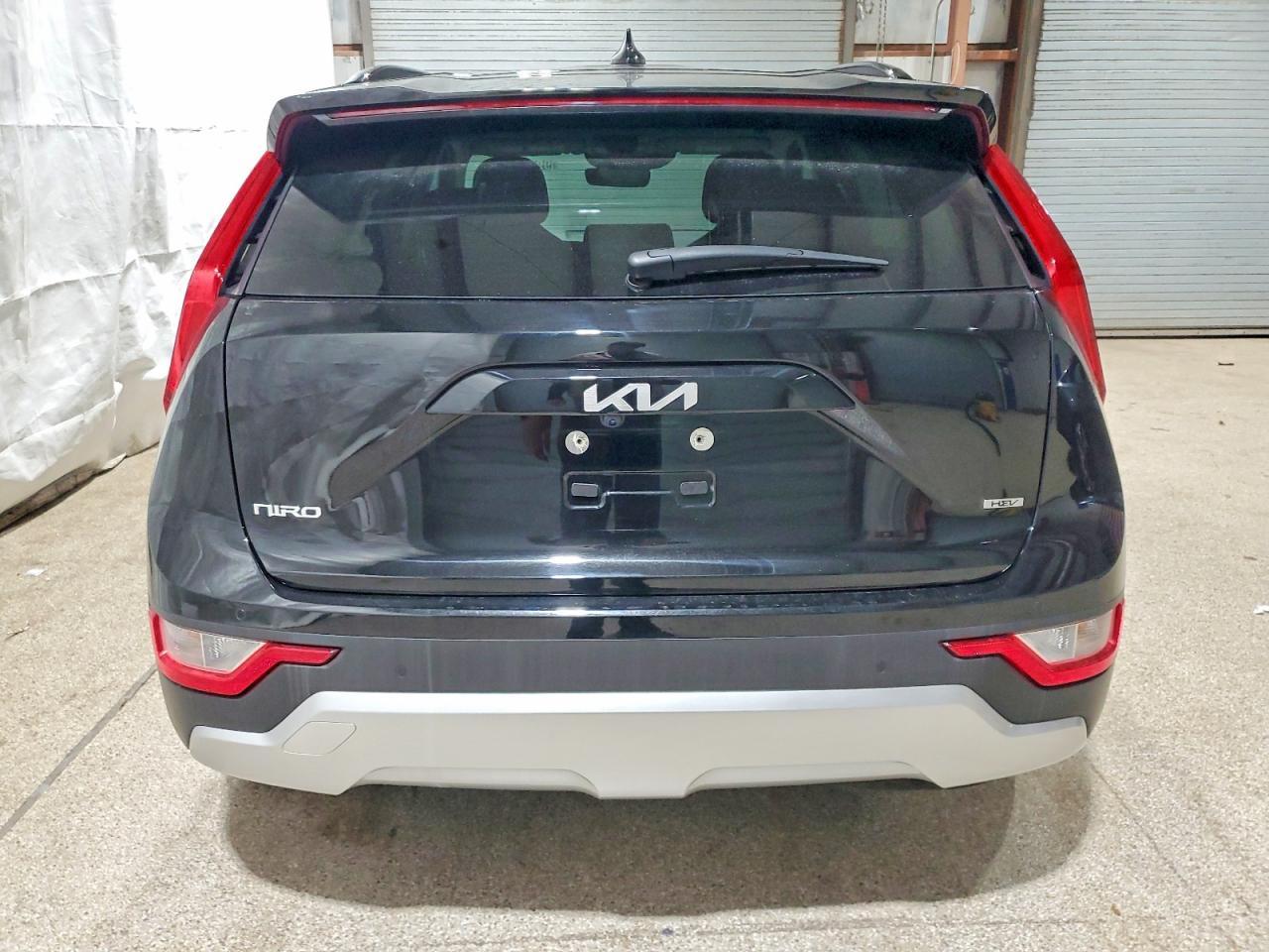 2023 KIA Niro