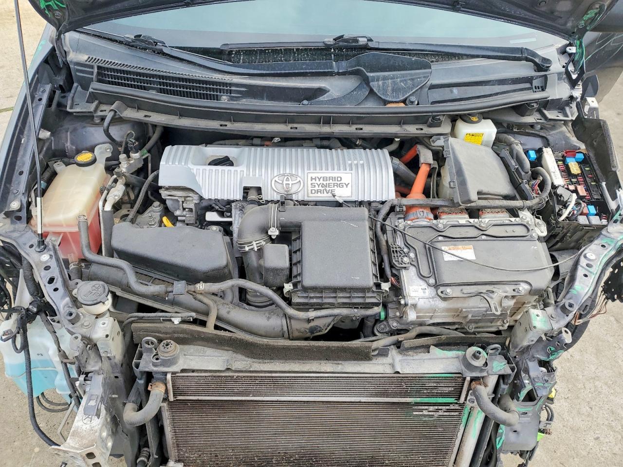 2013 TOYOTA PRIUS