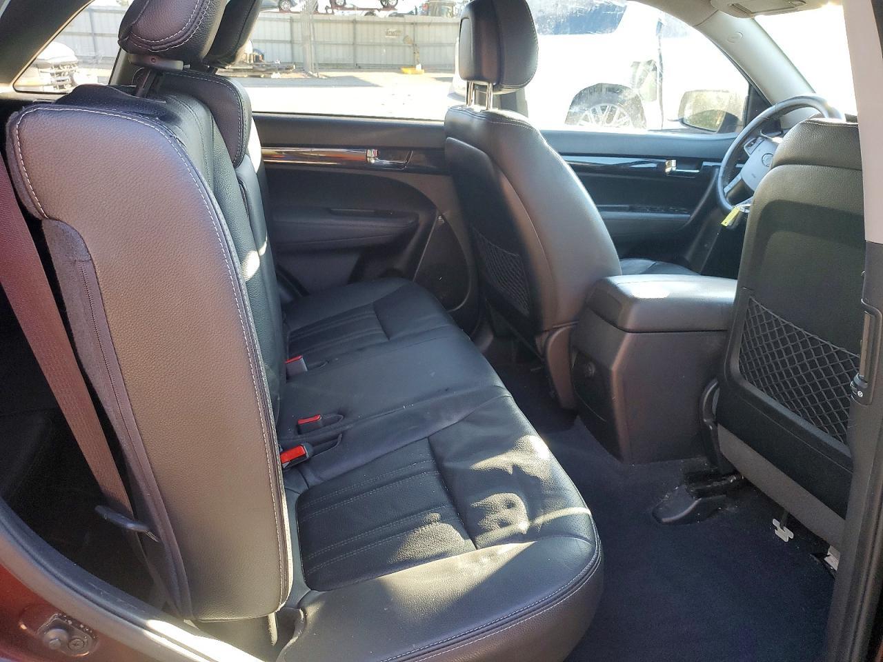 2013 KIA SORENTO
