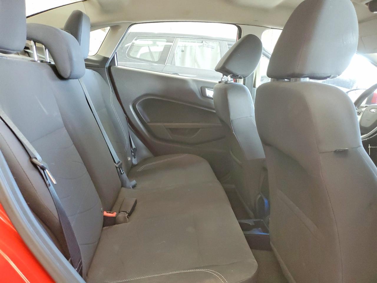 2015 FORD Fiesta