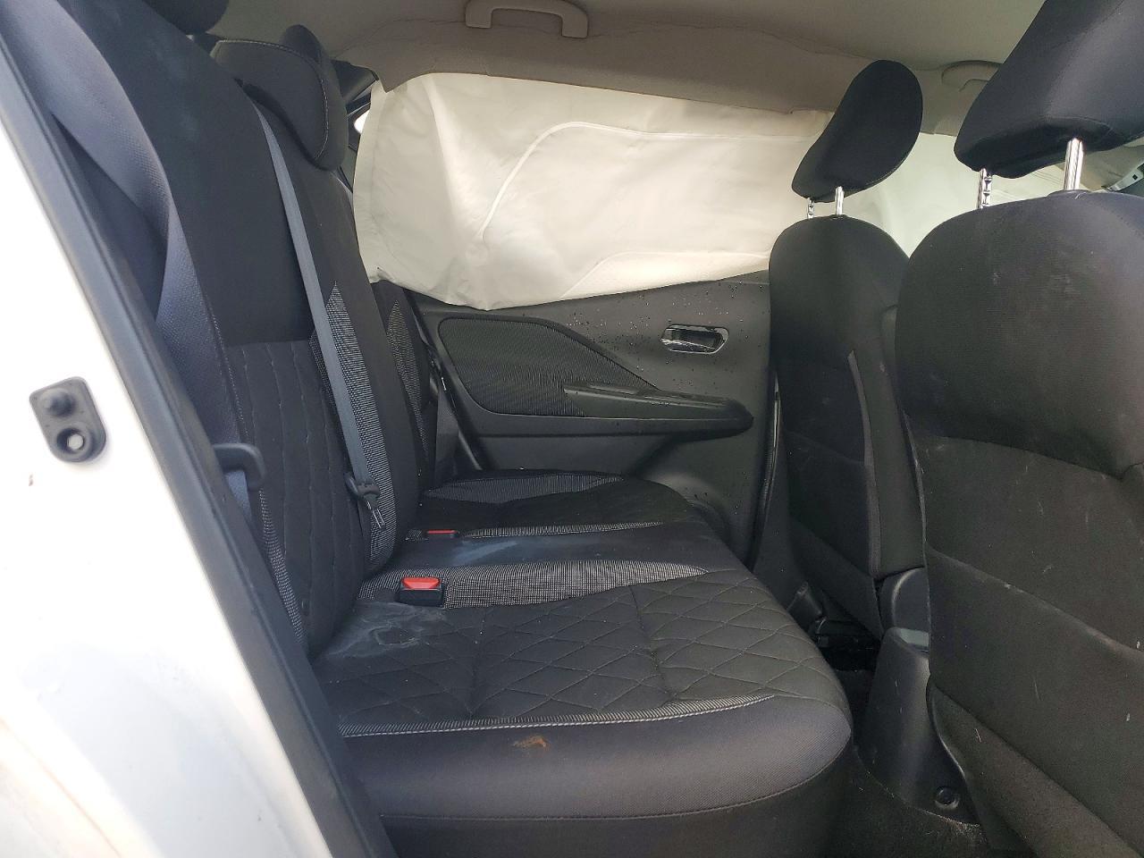 2018 NISSAN KICKS