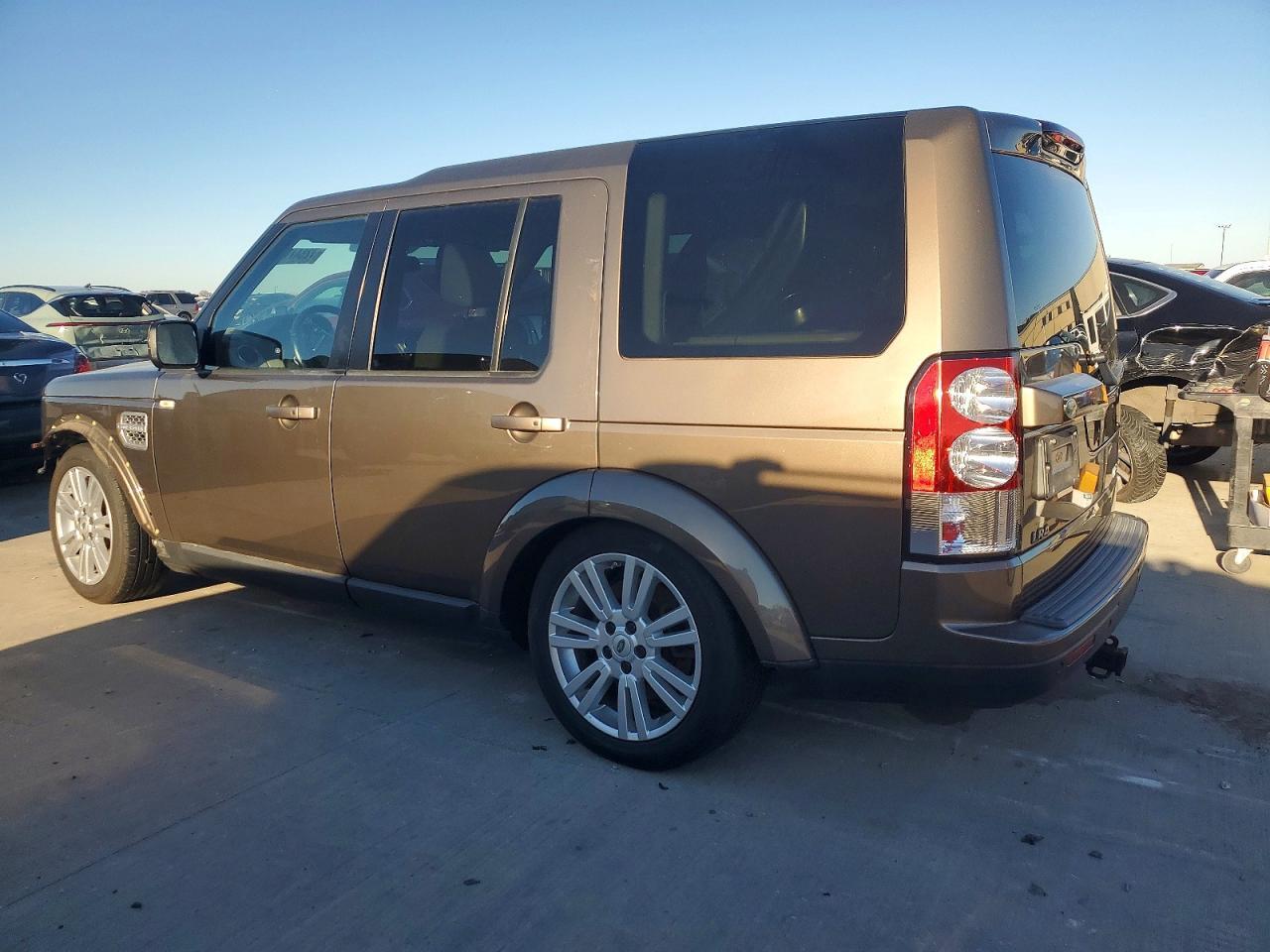 2011 LAND ROVER LR4