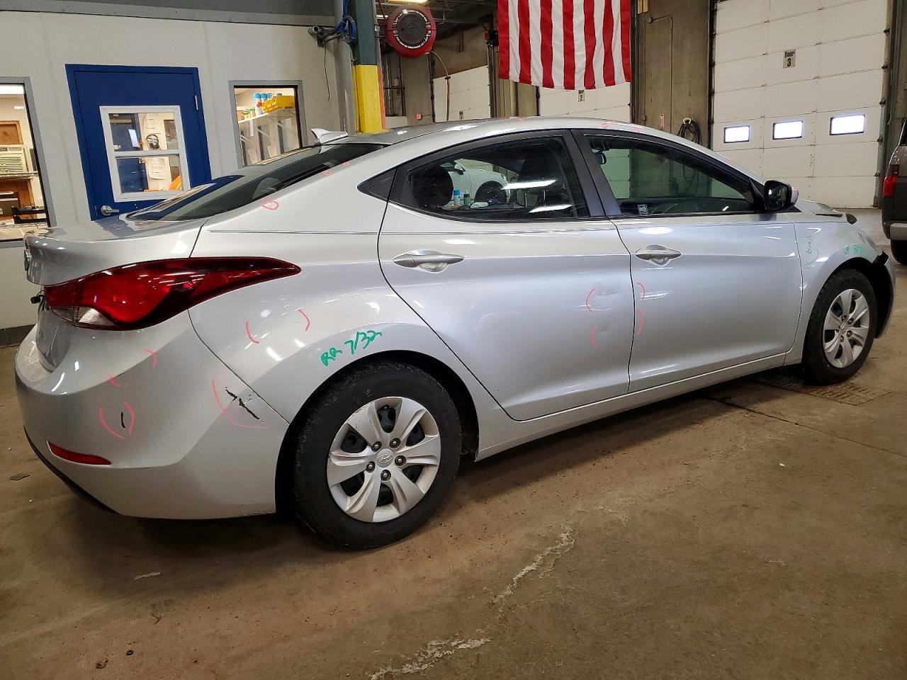 2016 HYUNDAI ELANTRA
