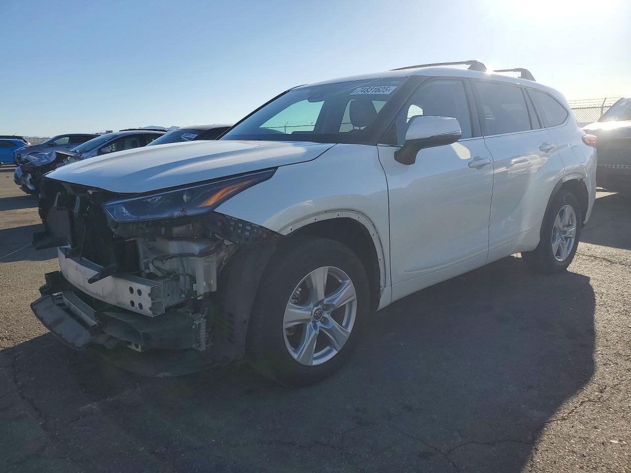 2021 TOYOTA HIGHLANDER